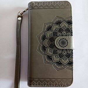 Gray Faux Leather iPhone 13 Pro Max Wallet Case